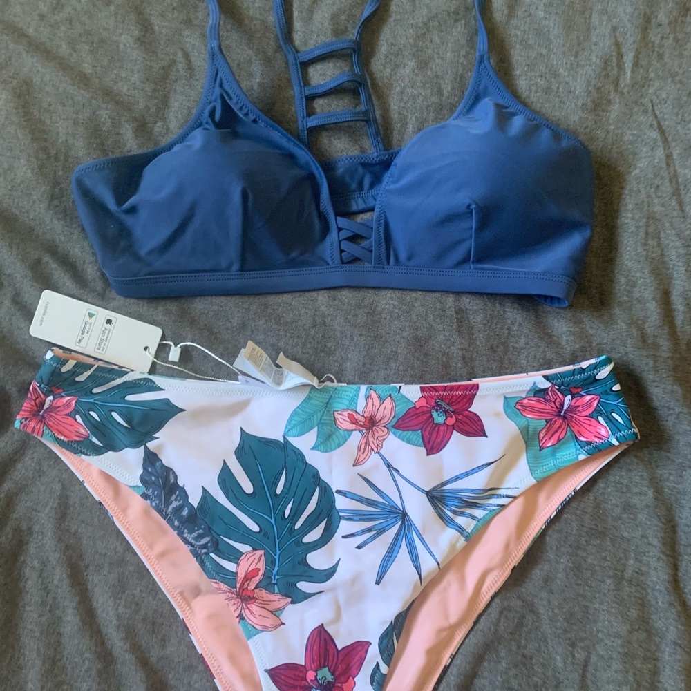Blue Floral Swim Set